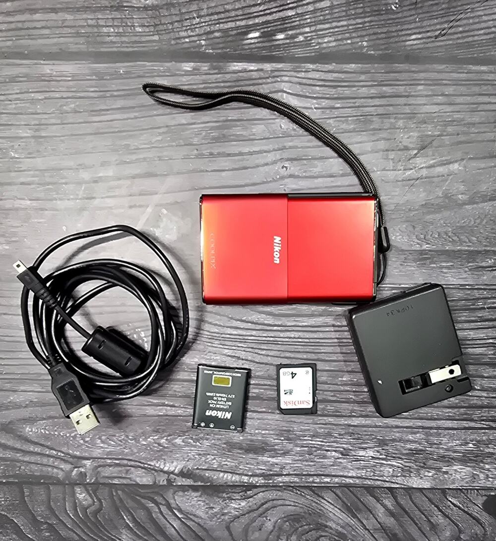 Nikon Coolpix S80 Digital Camera 14.1MP Red Touch Screen With Charger Tested GUC